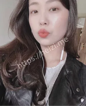 重庆奔驰肖雅婷视频